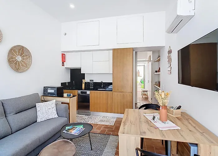 Casa Beira-mar, In With Rooftop Nyaraló Olhão